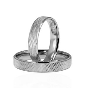KIANIT JEWELRY - Delikatny relief, białe złoto